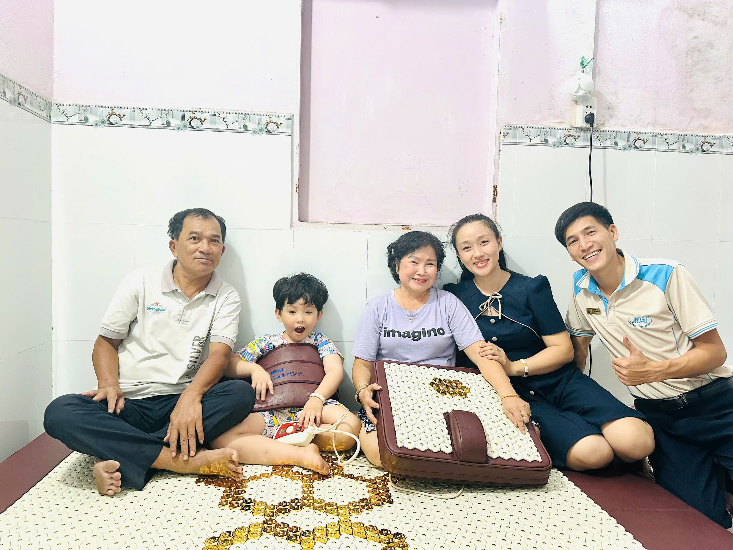 Không khí trị liệu phục hồi cột sống tại JIDAI Hóc Môn