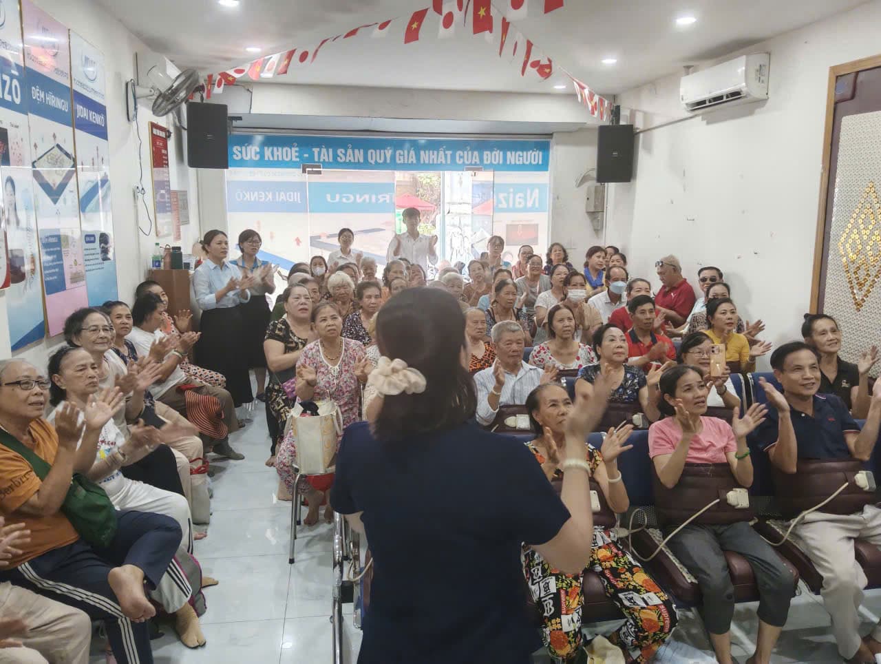 Không khí trị liệu phục hồi cột sống tại JIDAI Thủ Đức