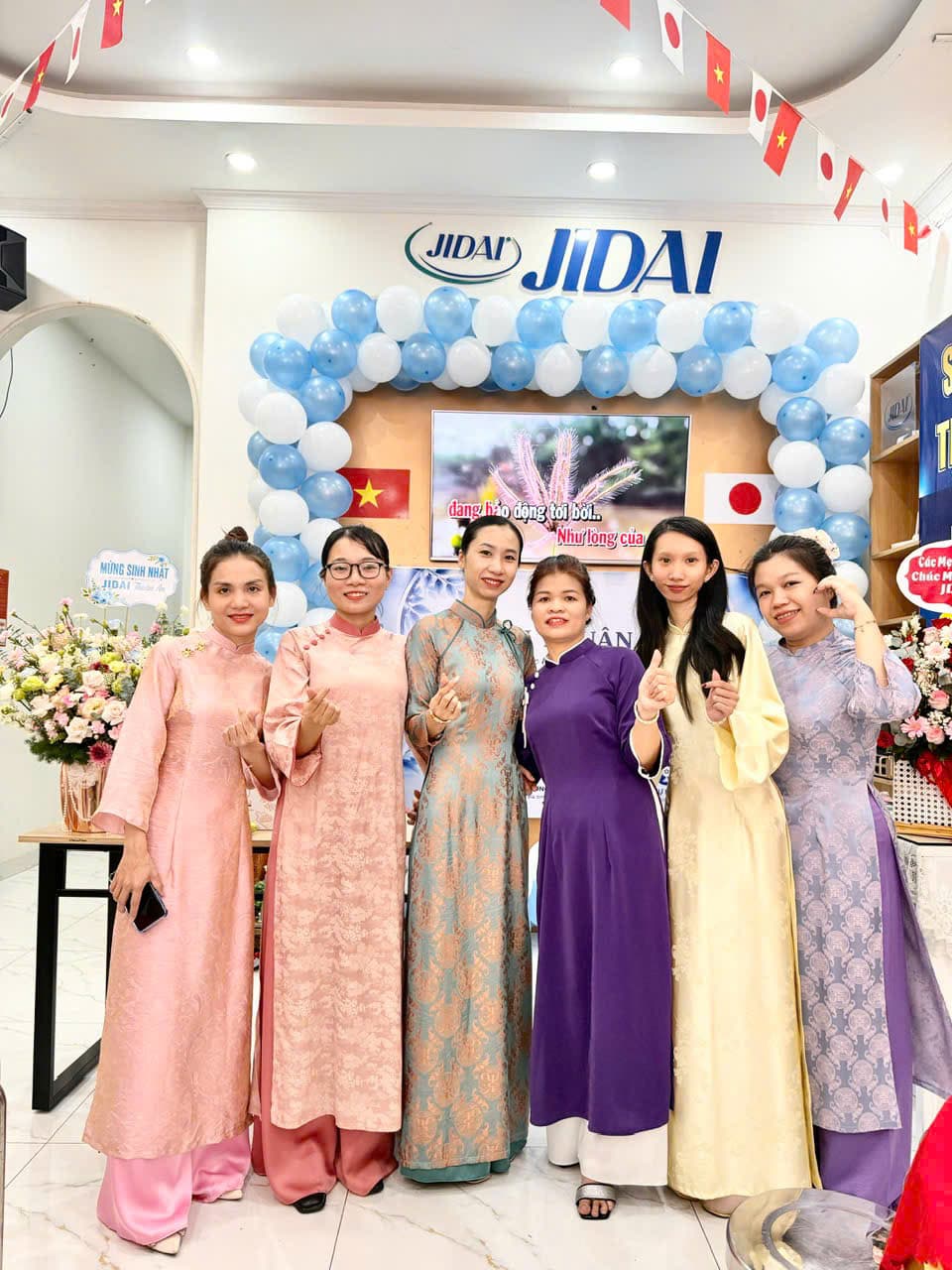Không khí trị liệu phục hồi cột sống tại JIDAI Thuận An