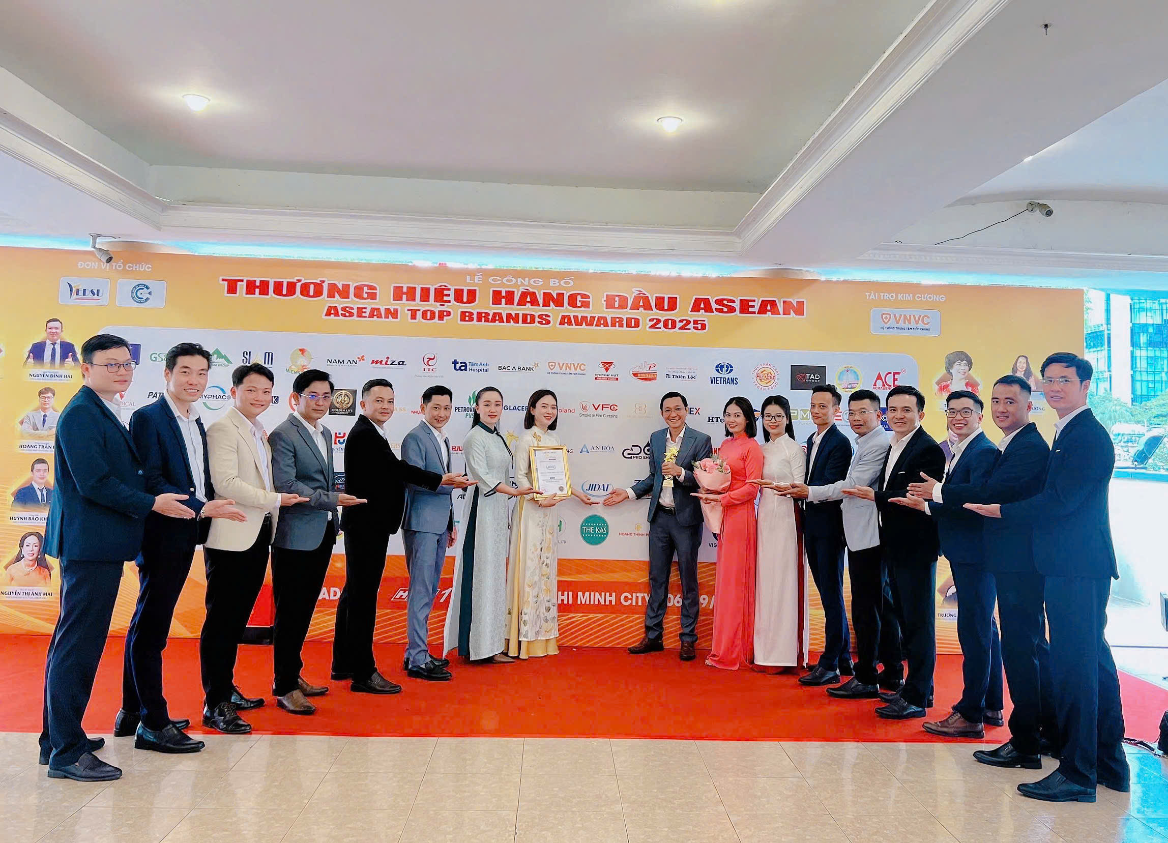 JIDAI Vietnam Team